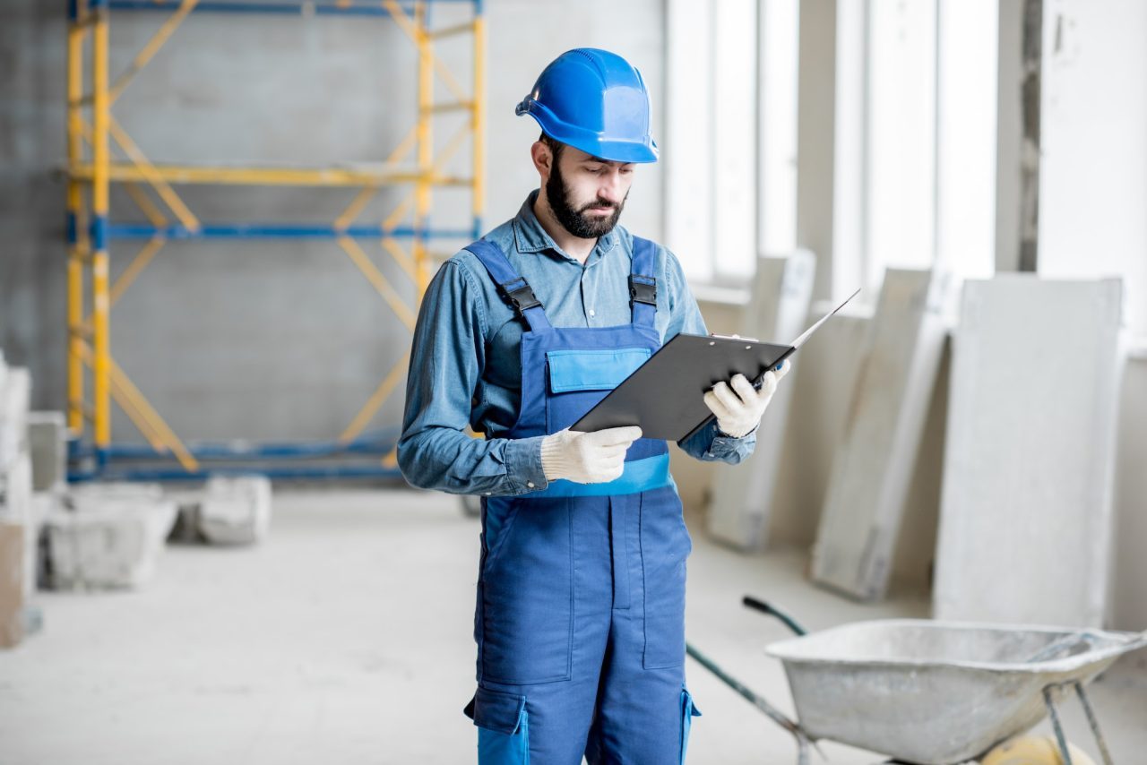builder-at-the-construction-site.jpg